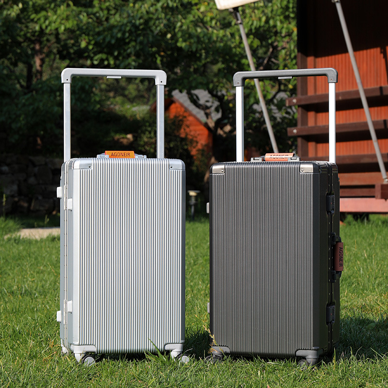 アルミフレーム付き機内持ち込み手荷物,収納ケース,カップホル - Aluminum Frame Carry On Luggage のレビューと価格