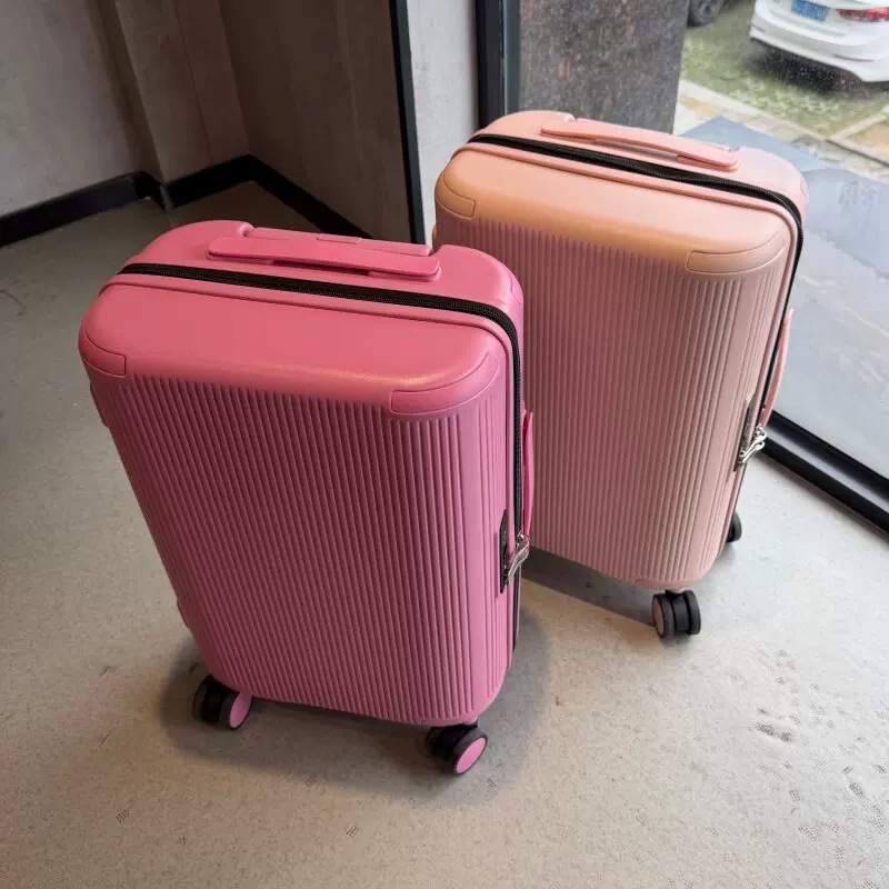 20インチのトロリースーツケース、28インチの機内持ち込み可 - Cabin Size Lightweight Travel Trolley のレビューと価格